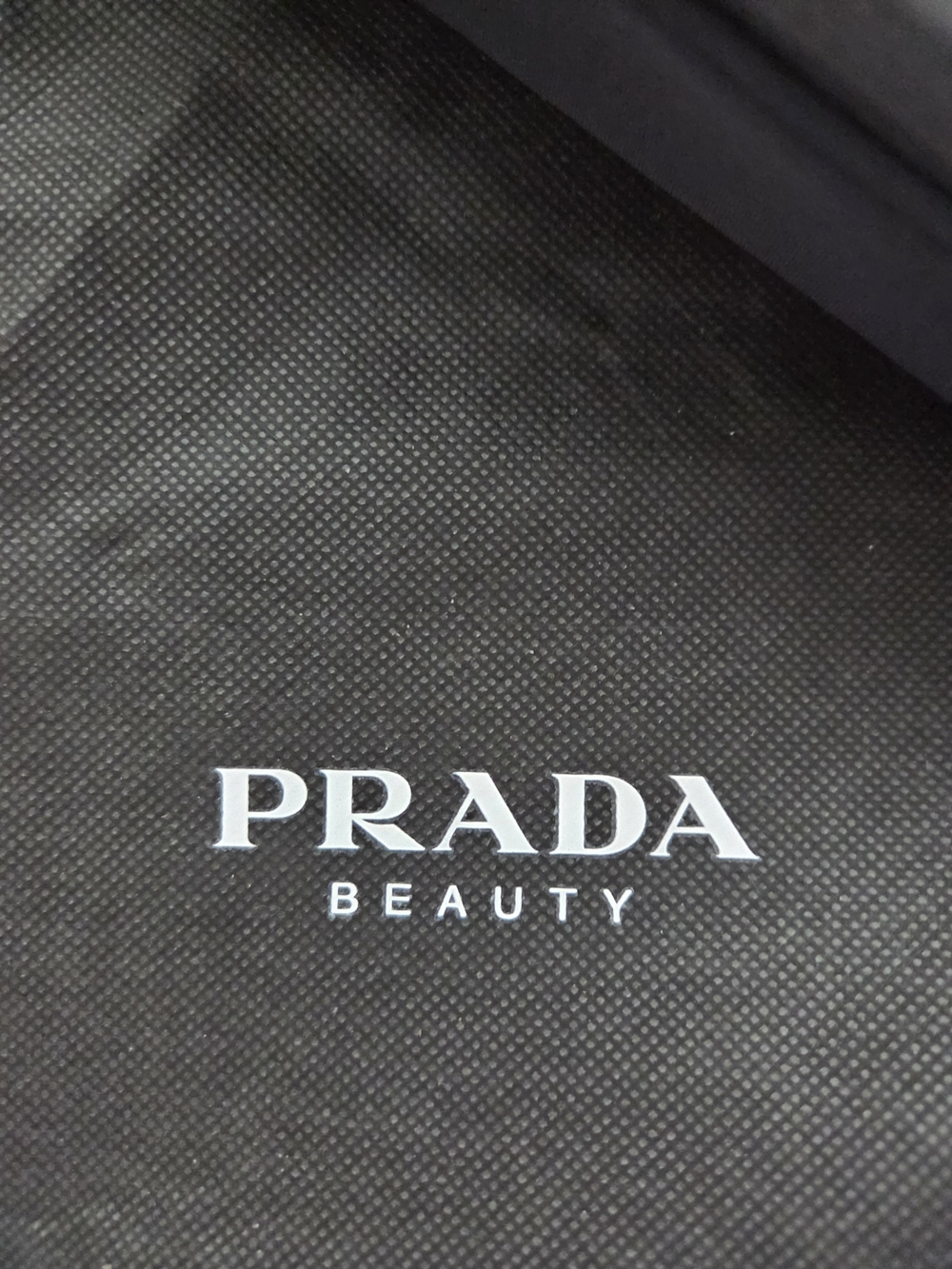 Prada Beauty Pink Triangle Cosmetic Pouch NEW IN DUSTBAG 9 X 5 X 2 INCH - Picture 3 of 7